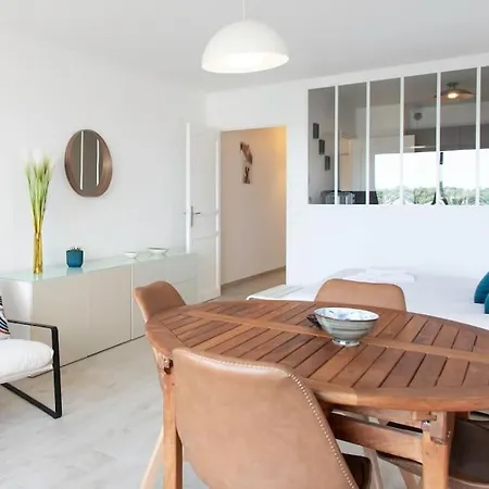 L20 Stunning Sea View, Terrace, Parking, Ac, Wifi Apartment *