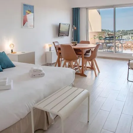 Apartment L20 Stunning Sea View, Terrace, Parking, Ac, Wifi *